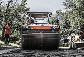 Driveway Pressure Washing in Maplewood, MO